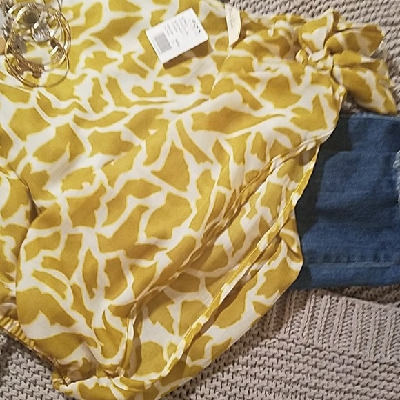 One shoulder top - Picture 2 of 2